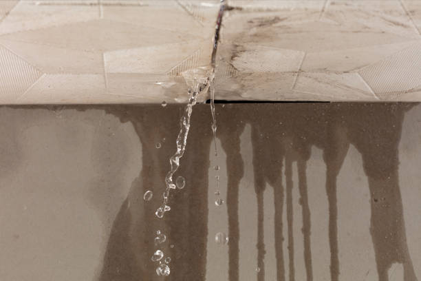 Professional Sewage Cleanup technician working in Paterson, NJ